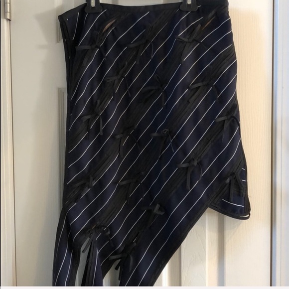 Self Portrait - Picture 2 of 4